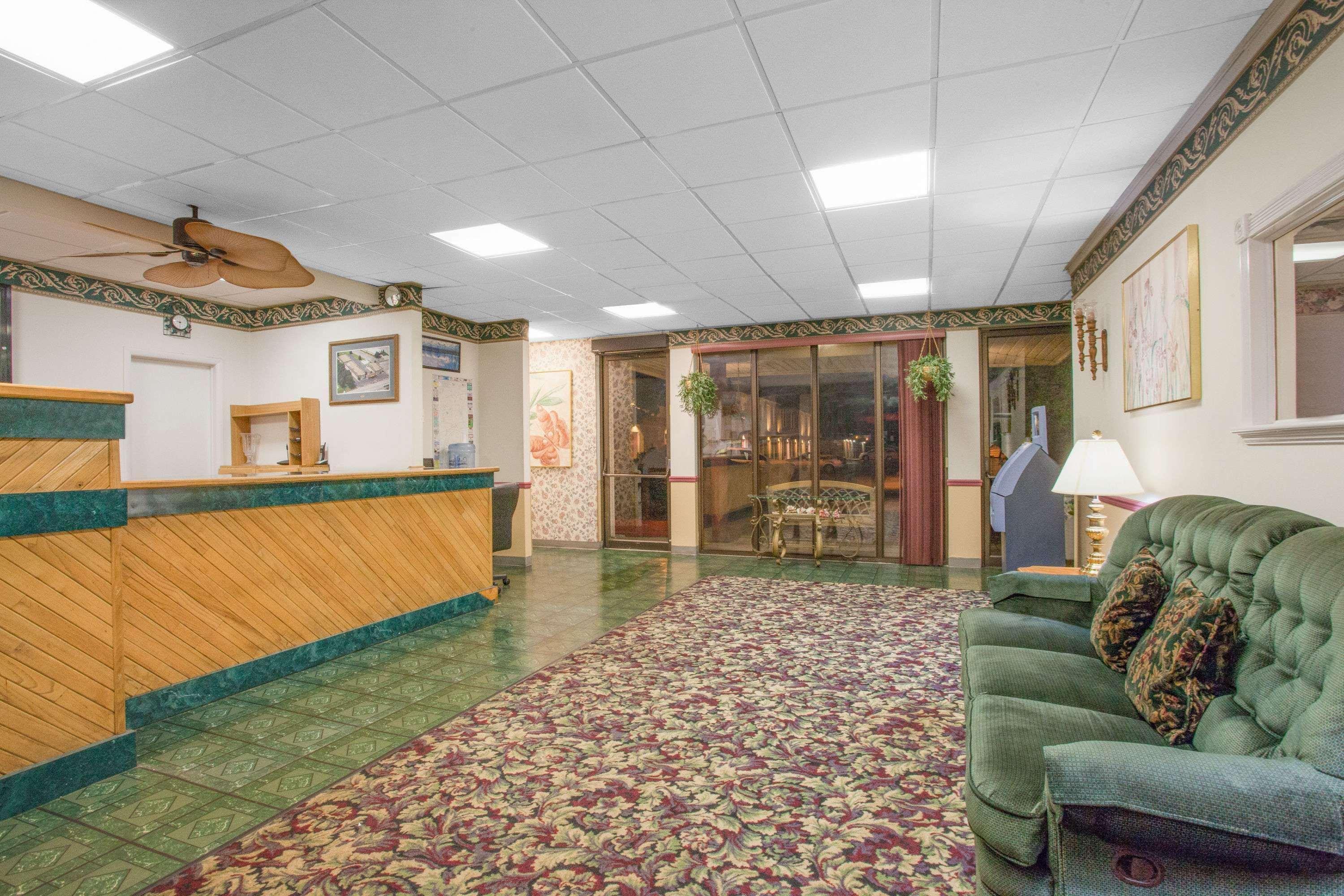 Мотель Super 8 By Wyndham Carlisle North Екстер'єр фото